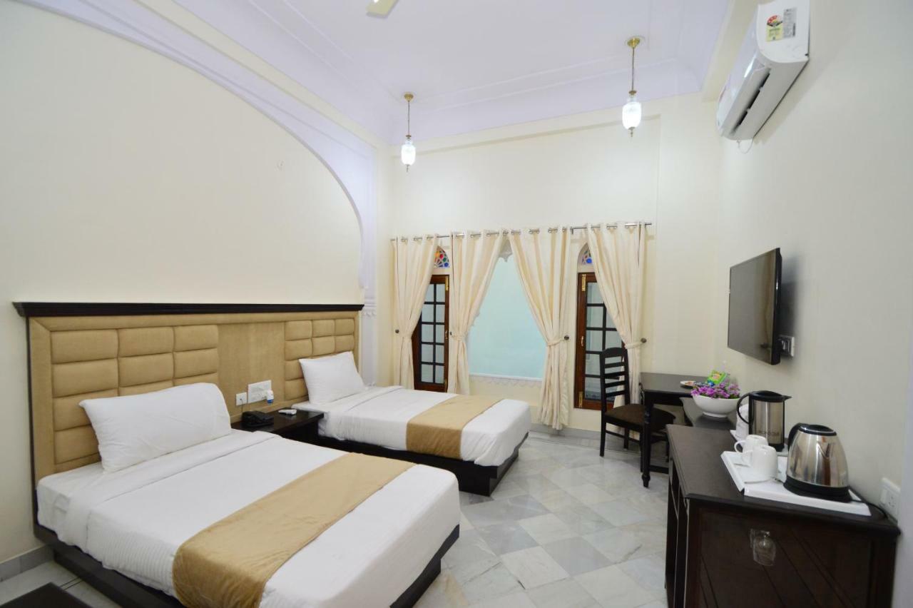 Aaram Baagh Resort & Spa Agra- By Pachar Group Агра Екстер'єр фото