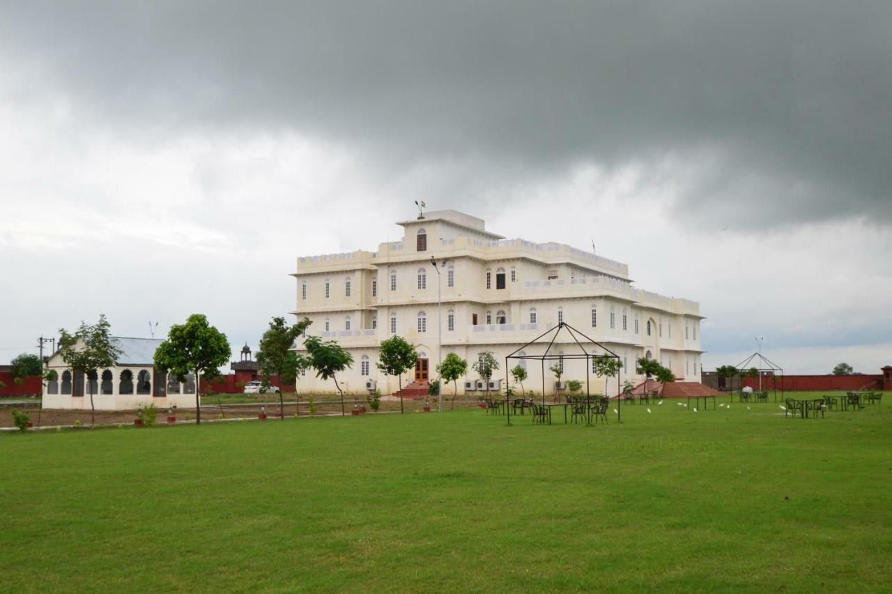 Aaram Baagh Resort & Spa Agra- By Pachar Group Агра Екстер'єр фото